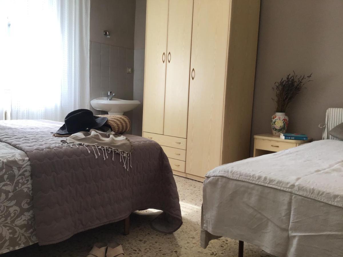 Appartamenti Le 4 Sorelle Rimini Buitenkant foto