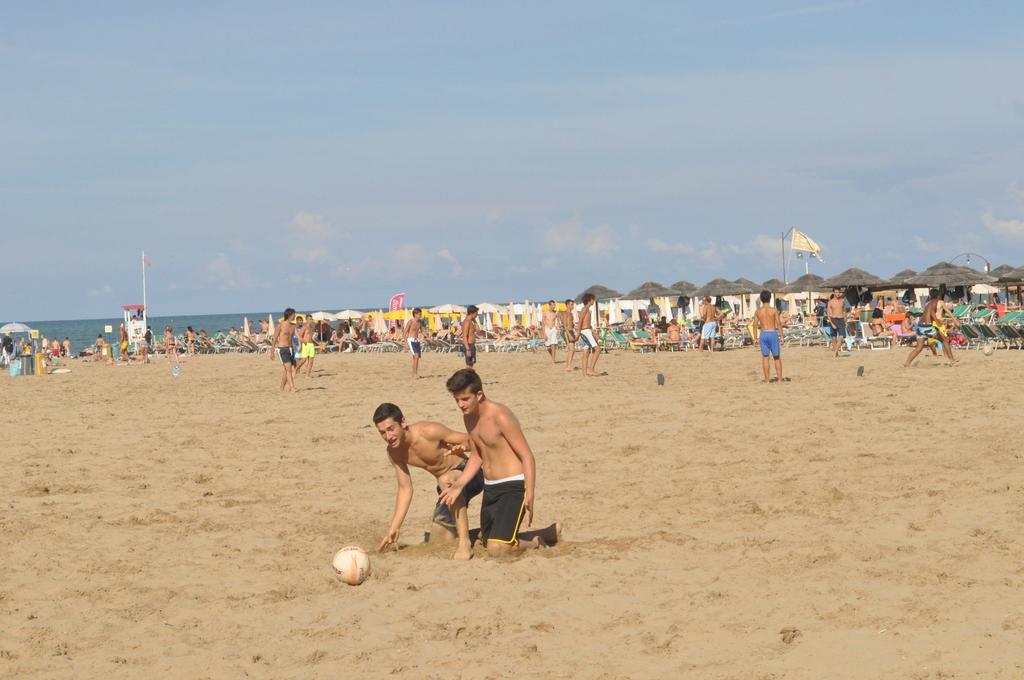Appartamenti Le 4 Sorelle Rimini Buitenkant foto